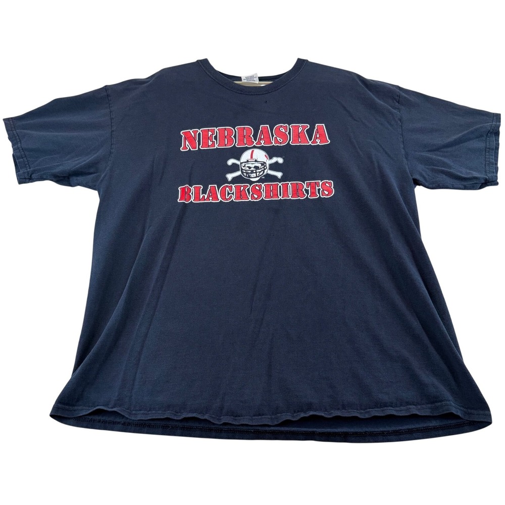 Gildan T-Shirt Mens XL Black Nebraska Blackshirts NCAA Football Graphic Tee